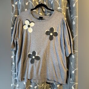 Gray Floral Knit Top